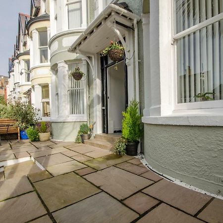 Welsh Cosy Apartments Llandudno Ngoại thất bức ảnh